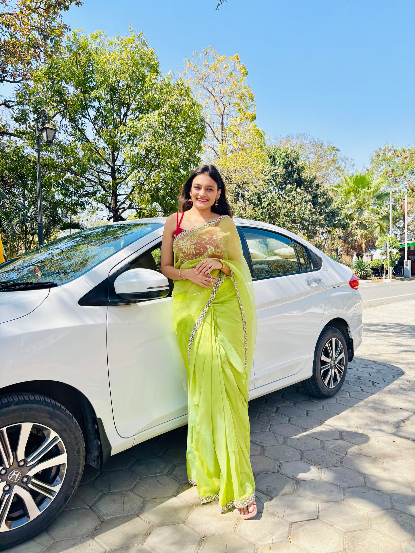 Heer Ready-to-wear Saree with Blouse