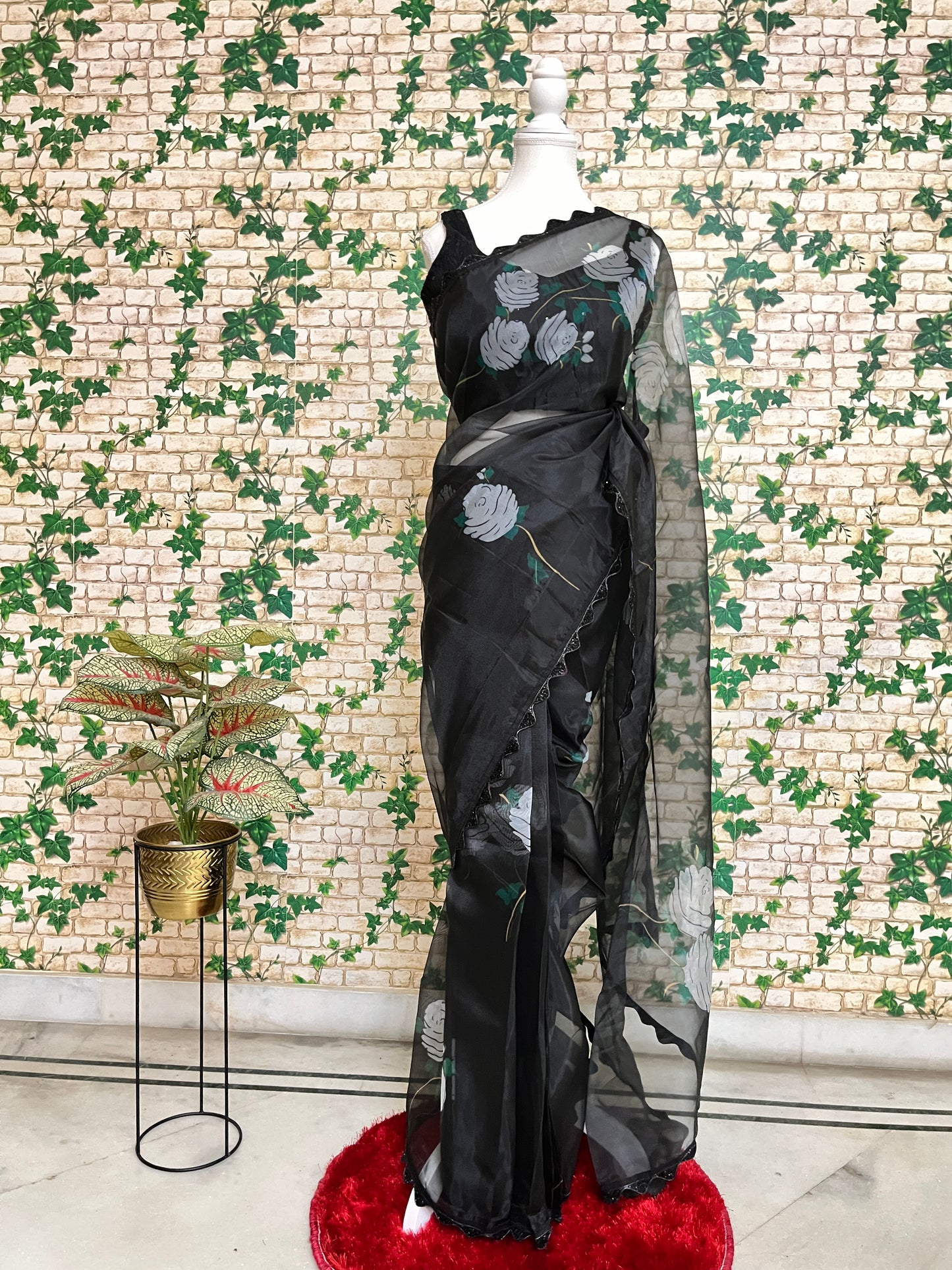 Raat-ki-Raani Ready-to-wear Saree with Blouse