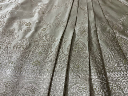 Amaanat Ready-to-wear Saree with Blouse