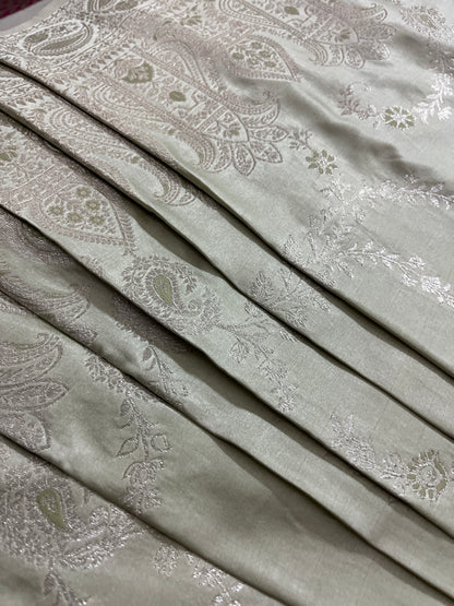 Amaanat Ready-to-wear Saree with Blouse
