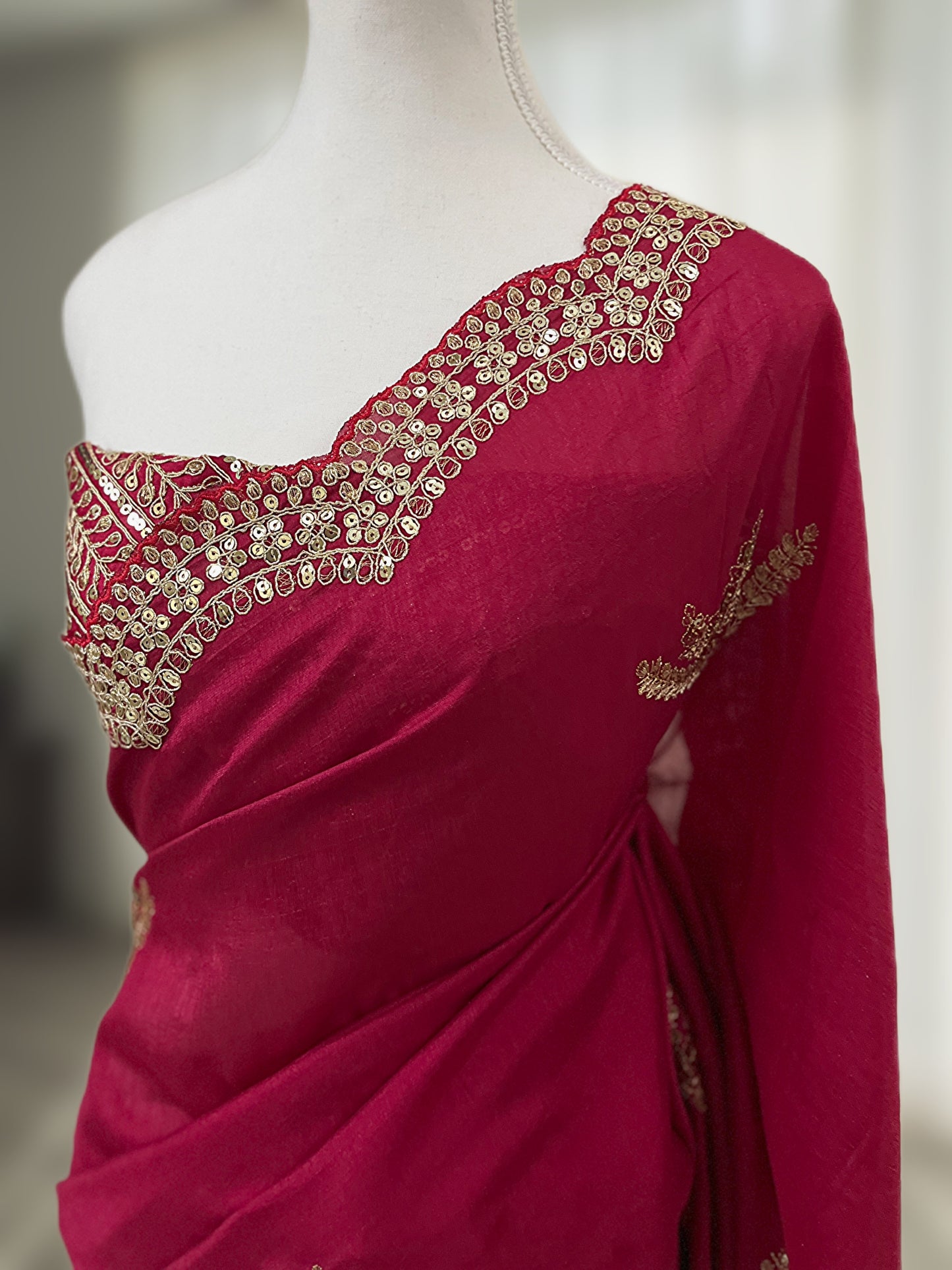 Malikaah Ready-to-wear Saree with Blouse
