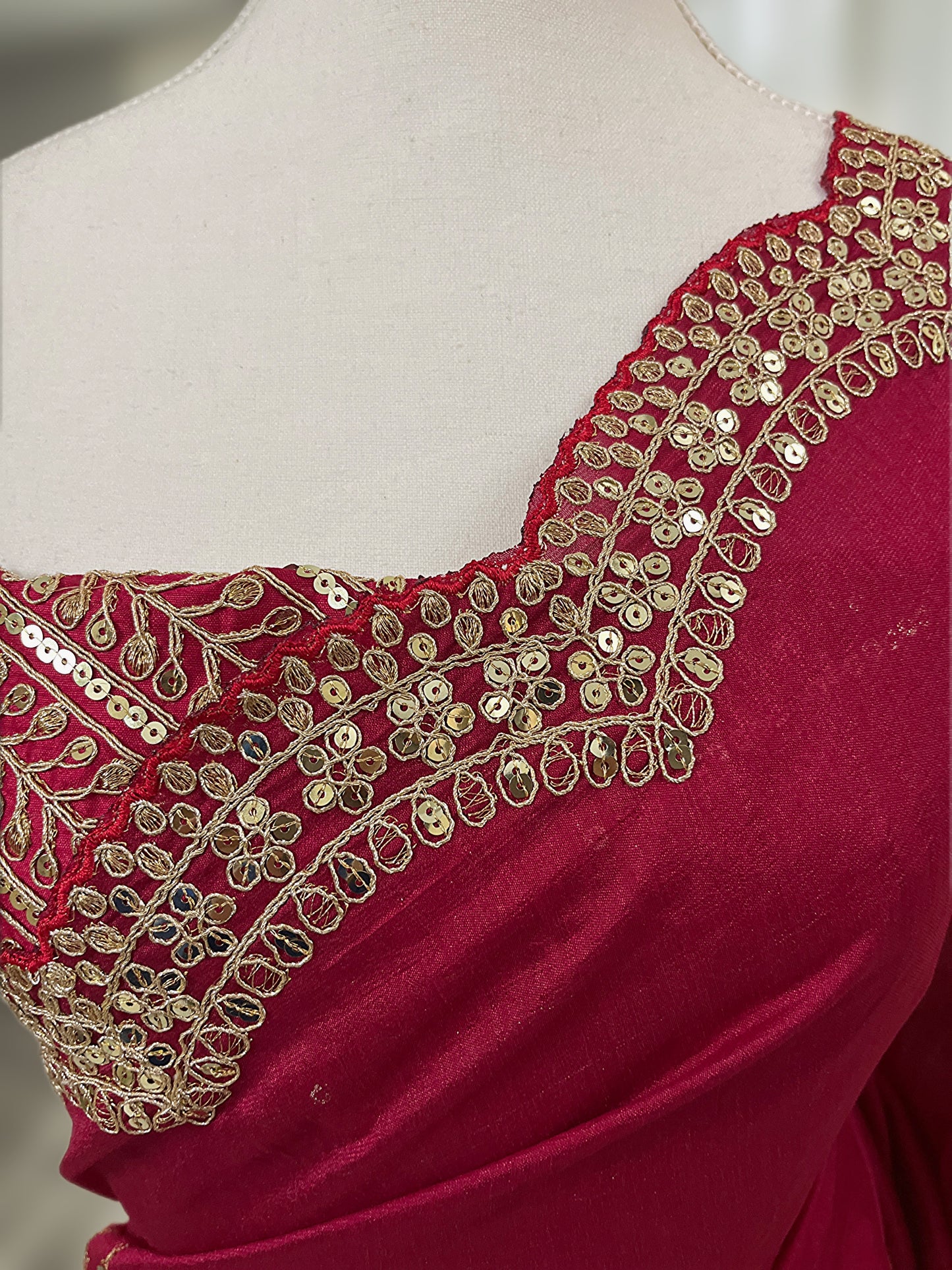 Malikaah Ready-to-wear Saree with Blouse